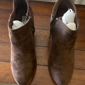 Brand new ankle boots size 8